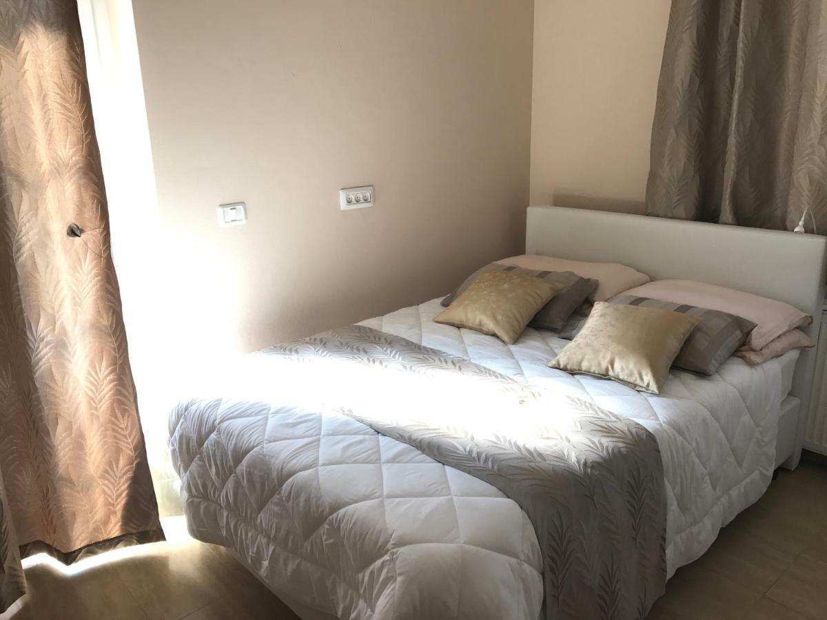 Linden Garden Apartment Postojna Eksteriør bilde